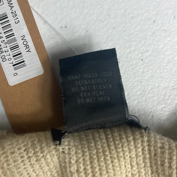 New Steve Madden Ivory Open Front Medallion Brushed Topper Cape/OSFM - Picture 10 of 10